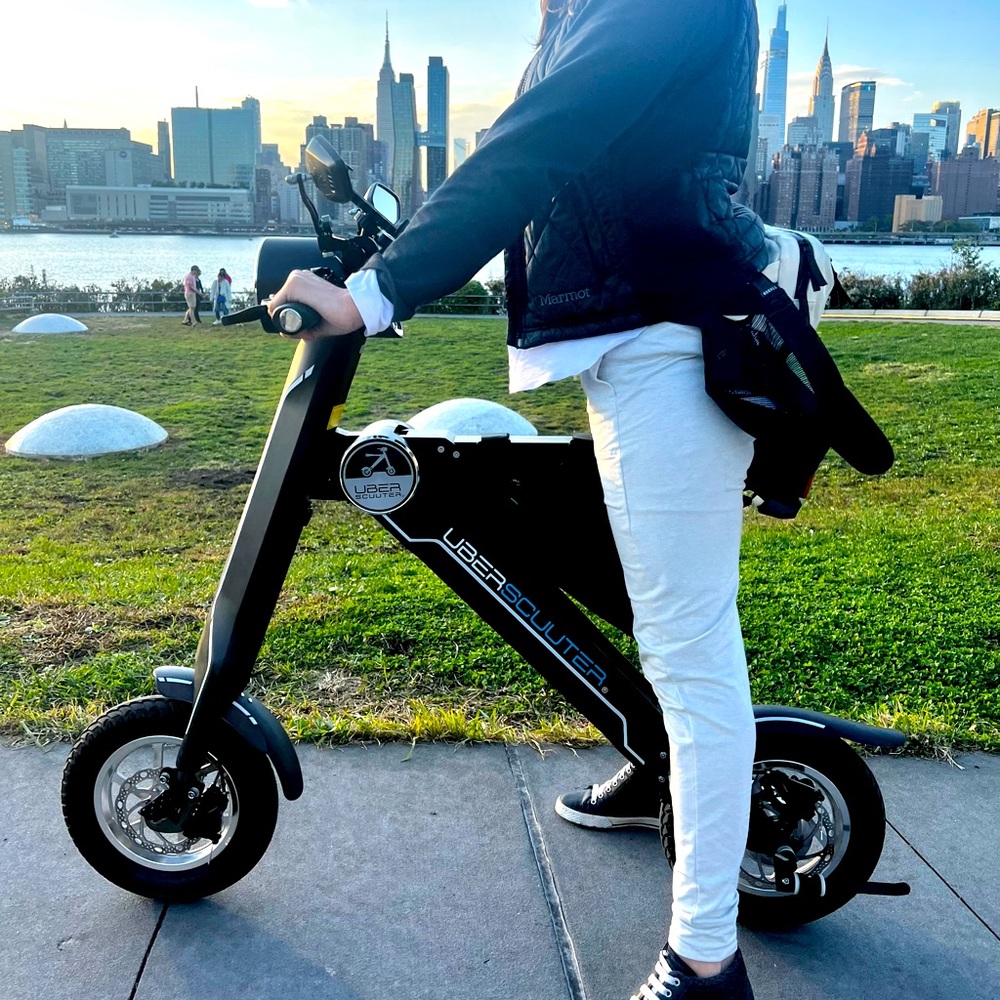 Uber Scuuter Plus | Rechargable up to 15mph